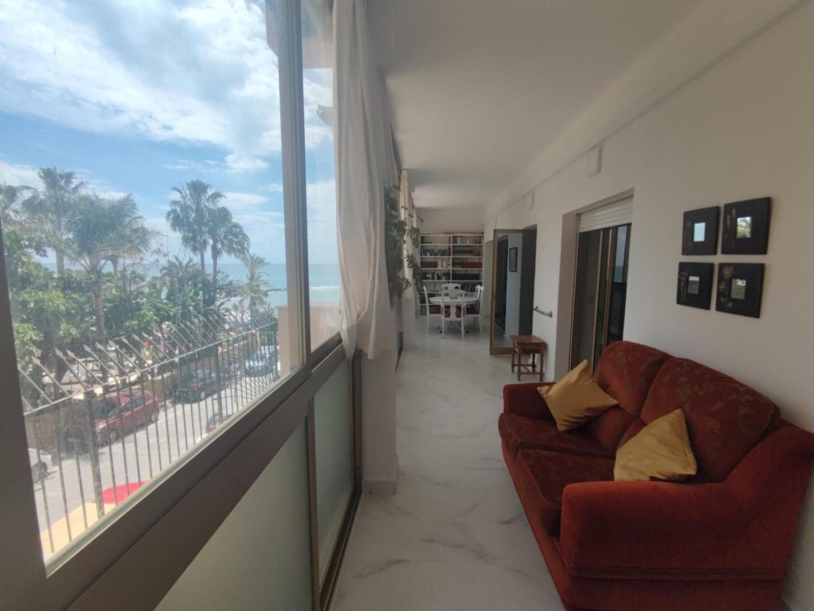 Mayoral Frontline Marbella Exteriör bild